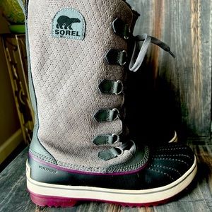 Sorel 9.5 Waterproof Mid-Calf Boot